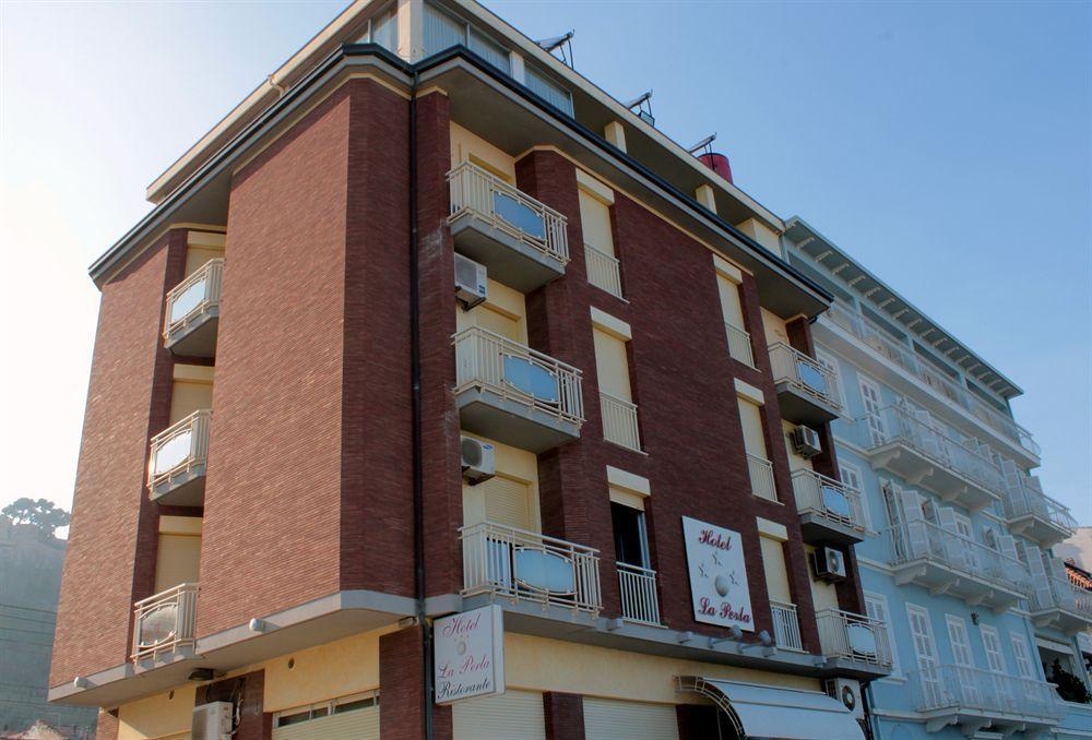 Hotel La Perla Cupra Marittima Buitenkant foto