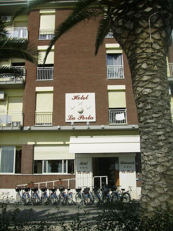 Hotel La Perla Cupra Marittima Buitenkant foto